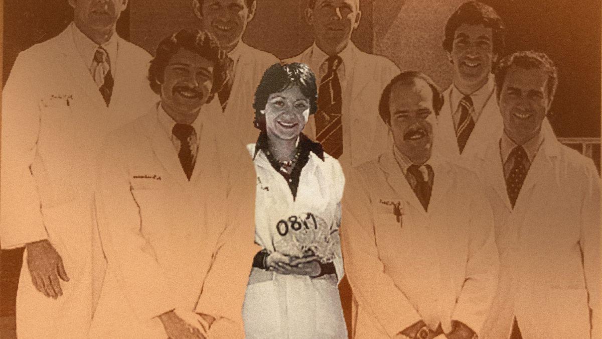 Dr. Maryse《, 1980年与她的同学合影, 为牙科学生设立了捐赠奖学金.